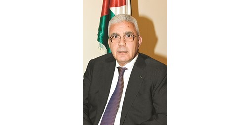 السفير الفلسطيني هنأ ولي العهد بالذكرى الثالثة لتولي سموه ولاية العهد