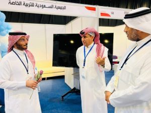 الجمعية السعودية للتربية الخاصة تقدم استشارات نفسية واجتماعية في معرض الشرق الأوسط