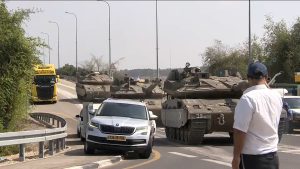 “طوفان الأقصى” توقف القطارات والرحلات الجوية في إسرائيل