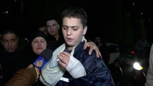 صحيفة فرنسية تنقل شهادات مروّعة لأسرى فلسطينيين محررين