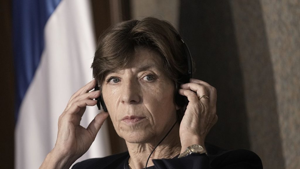 بعد عطل تقني في طائرتها.. وزيرة خارجية فرنسا ترجئ زيارتها إلى لبنان