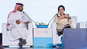 عبر «حقيبة سفر القارئ».. تجارب كتابية ملهمة لزوار «كتاب جدة»