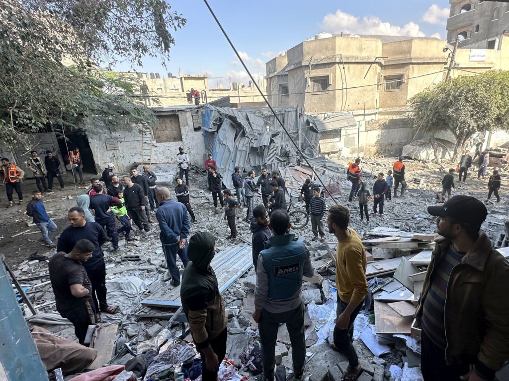 مقال بفايننشيال تايمز: كلما طال أمد الحرب بين إسرائيل وحماس سيصبح السلام أبعد منالا