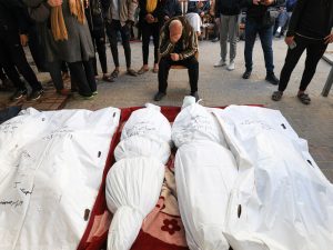 20 شهيدا في غزة ومقتل ضابط إسرائيلي بمعارك المقاومة