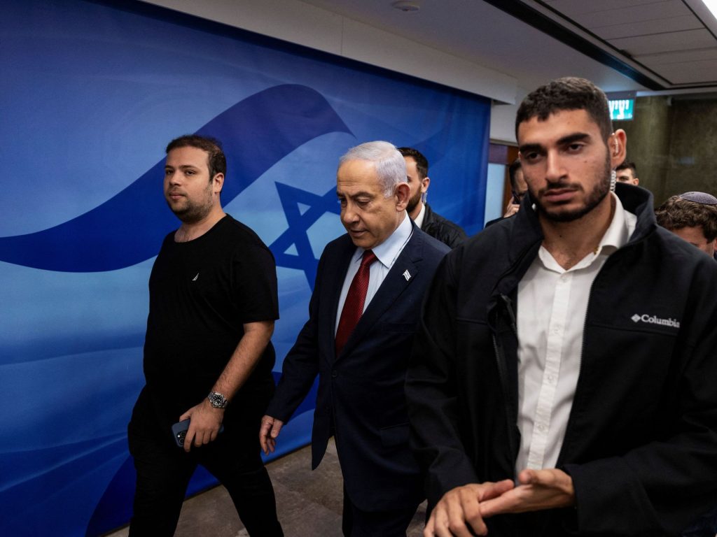 قلق إسرائيلي من تحديد واشنطن موعدا نهائيا للحرب بغزة