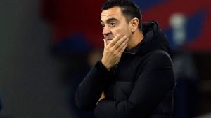 برشلونة متمسك بتشافي رغم الأداء الفوضوي والنتائج السيئة