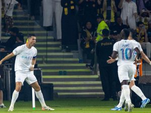 رونالدو وماني يقودان النصر لفوز مثير على الاتحاد في الدوري السعودي