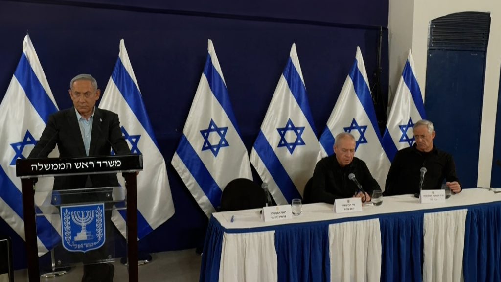 قادة إسرائيل: ندفع أثمانا باهظة ووجودنا مرهون بالانتصار في هذه الحرب