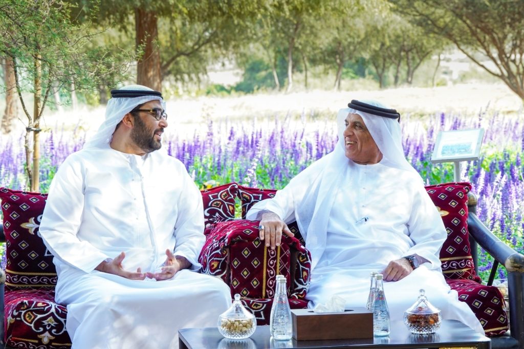 سعود بن صقر وراشد المعلا يبحثان قضايا الوطن والمواطنين