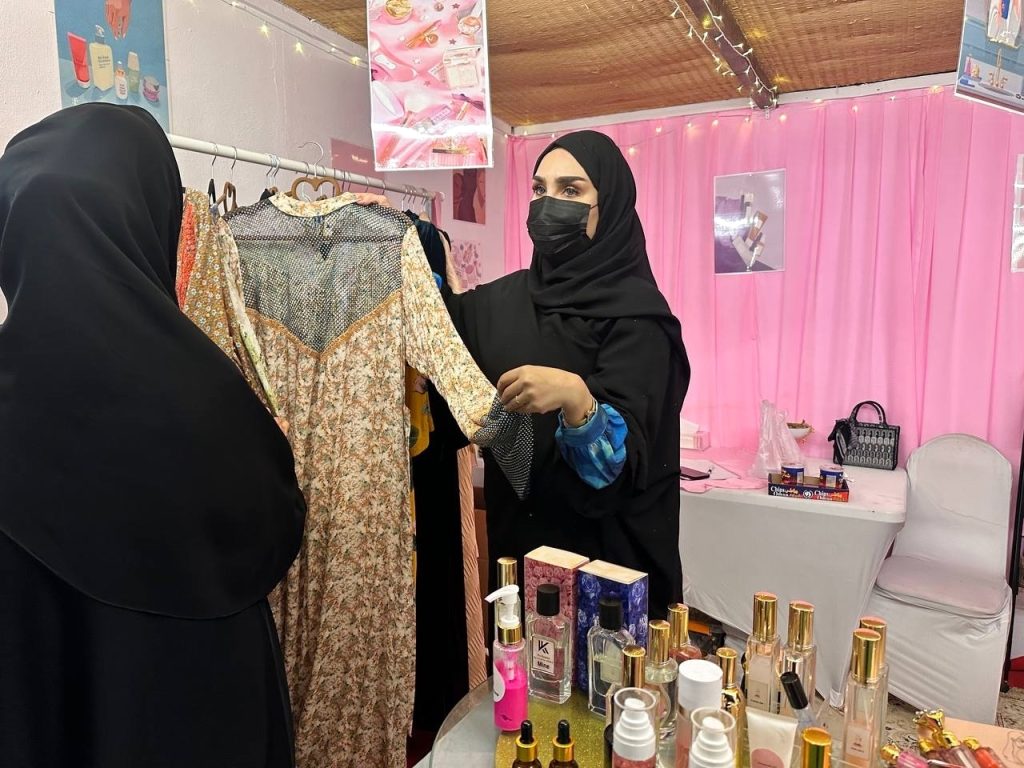رائدة أعمال مواطنة تقدم 55 منتجاً صديقاً للبيئة بمواصفات عصرية