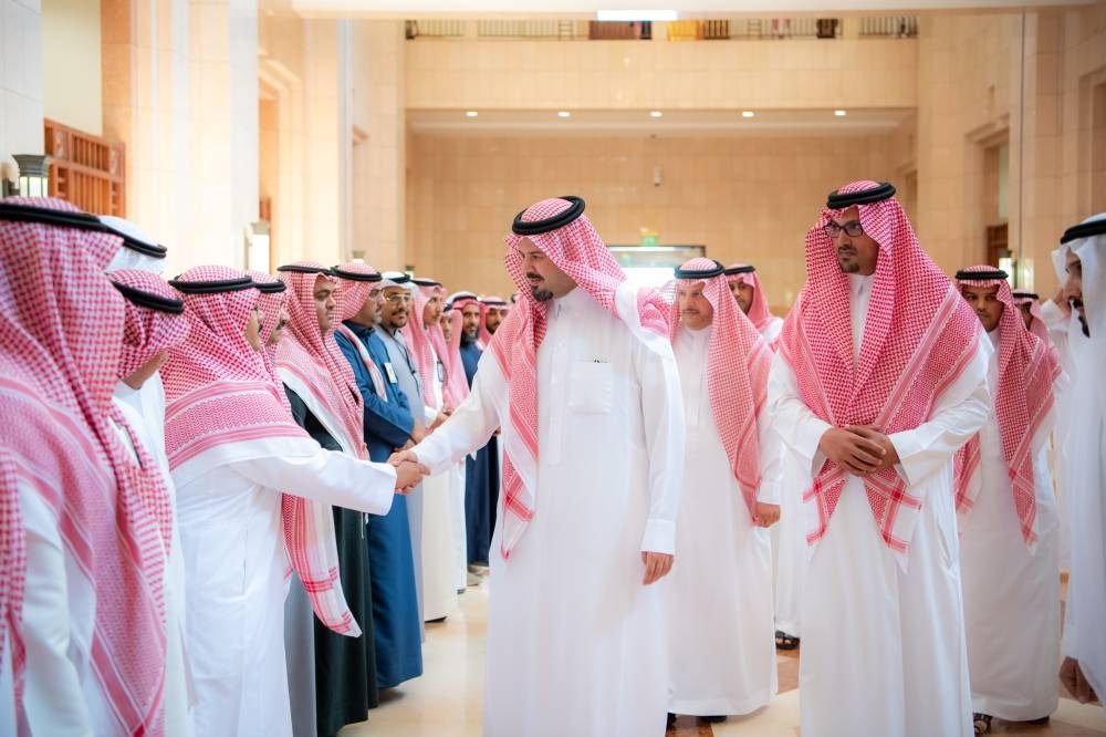 سلمان بن سلطان يباشر مهمات عمله بإمارة المدينة