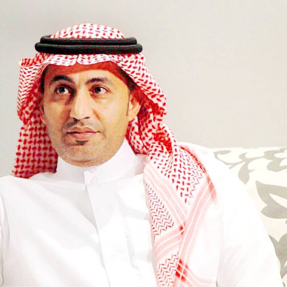 خالد العوض: صوت الشعر الغنائي