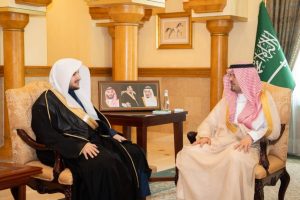 سعود بن مشعل يطلع على خدمات «معهد الإدارة».. والخطط التقنية لـ«الجزائية» في مكة