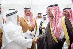 نائب أمير مكة يستعرض المشاريع المنجزة وتنفيذ المتأخرة
