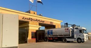 السيسي يتهم إسرائيل بعرقلة وصول المساعدات إلى غزة