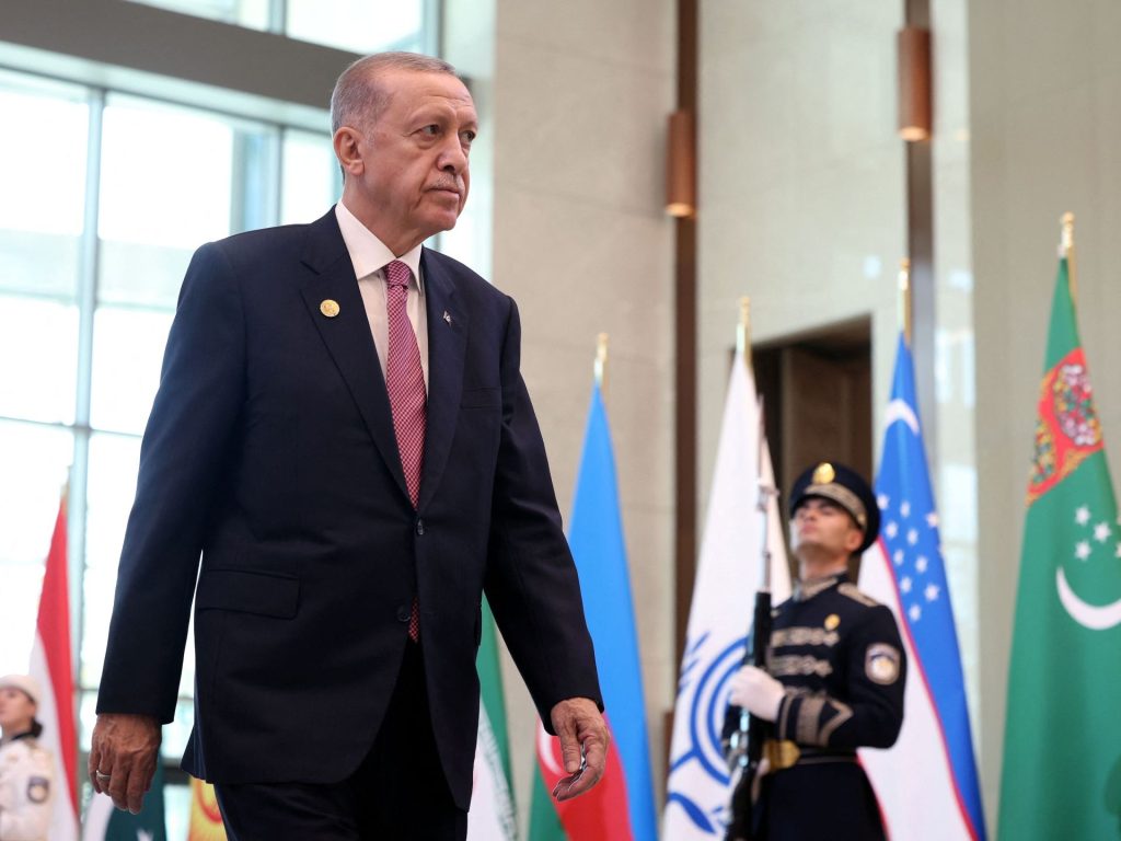 أردوغان يوجه وزراءه بمقاطعة منتدى دافوس نصرة لـغزة