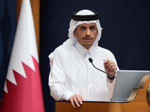 رئيس الوزراء القطري يبحث في واشنطن اتفاقا لوقف إطلاق النار في غزة