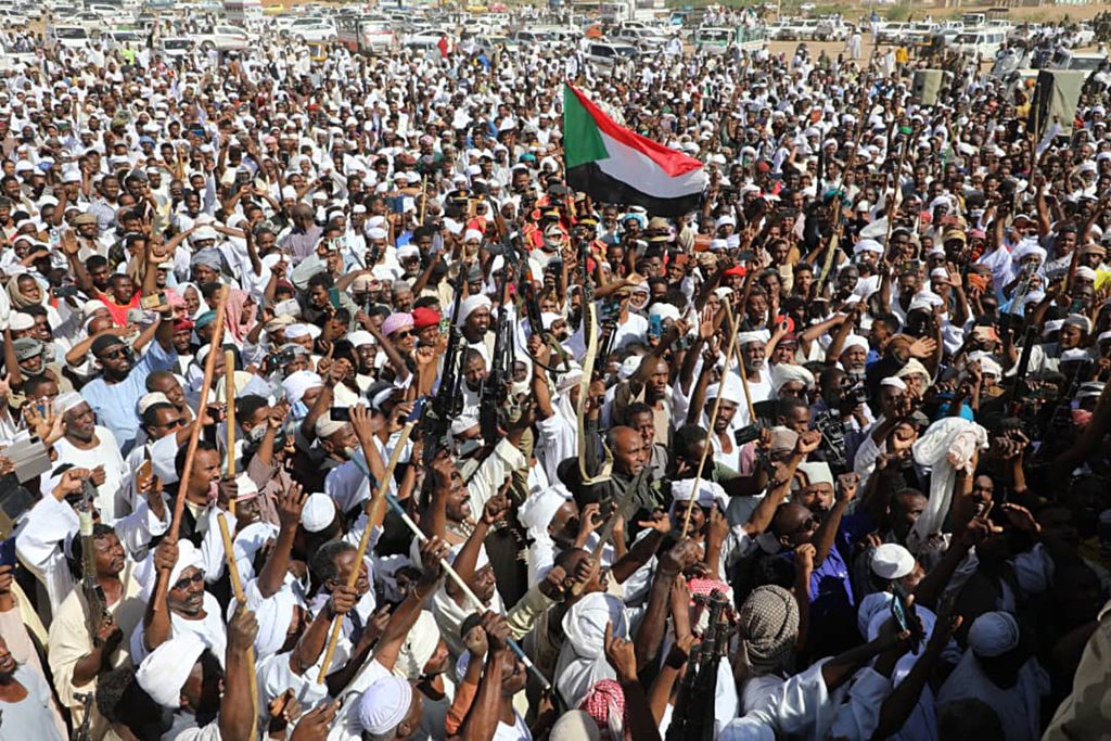 موعد “العملية السياسية” يفجر جدلاً بين الفرقاء السودانيين