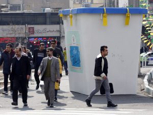 لماذا يتجه طيف من الإيرانيين للتصويت الاحتجاجي؟