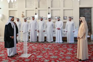 أمام محمد بن راشد .. قضاة في محاكم دبي وعضو في النيابة العامة يؤدون اليمين القانونية