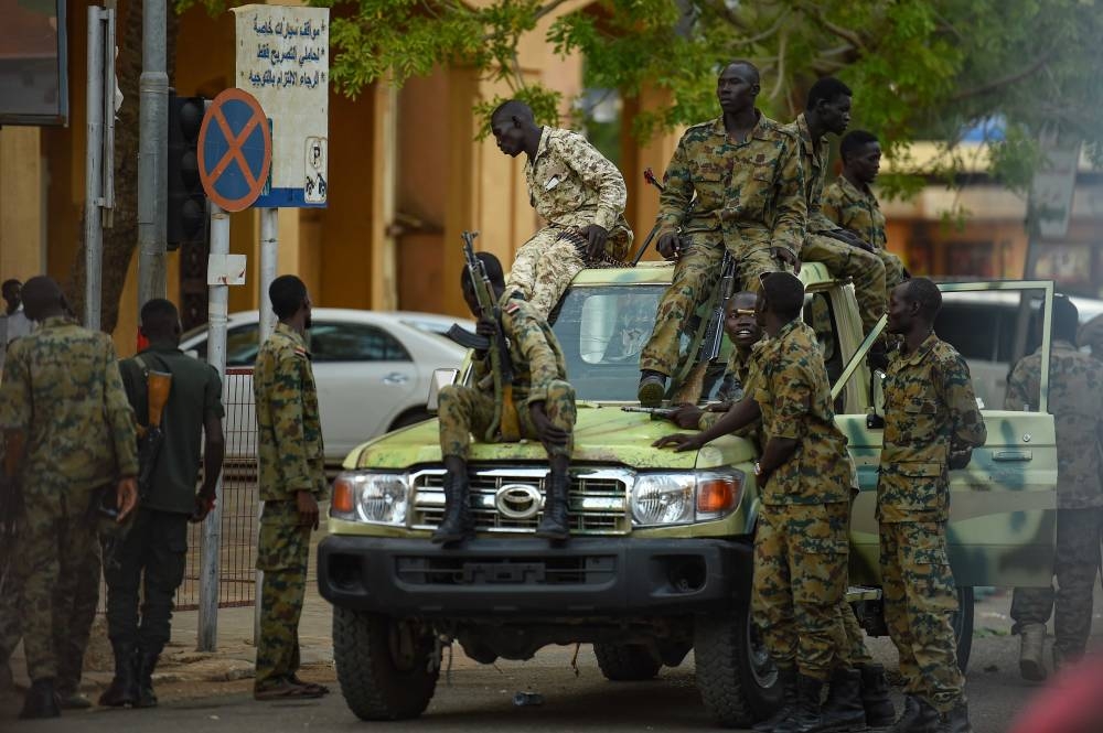 مصادر سودانية: لا انقلاب.. ولا اعتقالات في أم درمان