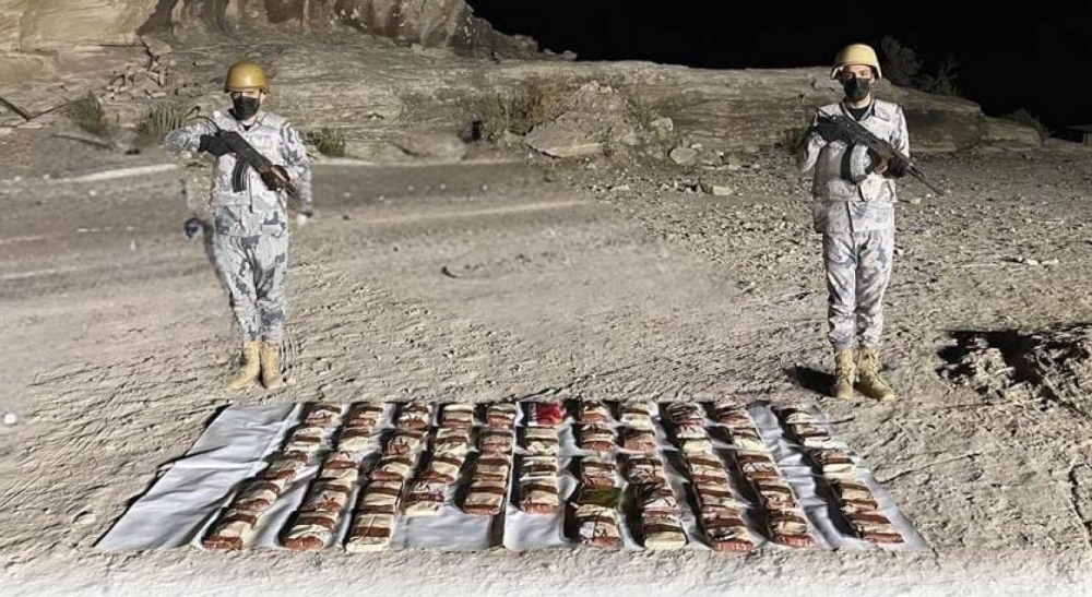 عسير: إحباط تهريب 52 كيلوغراما من مادة الحشيش المخدر