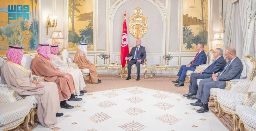 الرئيس التونسي والجلاجل يبحثان علاقات التعاون وسُبل دعمها وتطويرها في المجال الصحي