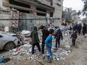 فلسطيني في غزة: نموت دون سابق إنذار ولا صدى لاستغاثاتنا