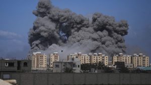 حرب غزة: معارك محتدمة حول مجمّع الشفاء وواشنطن تبحث مع إسرائيل خيارات بديلة للعملية البرية في رفح