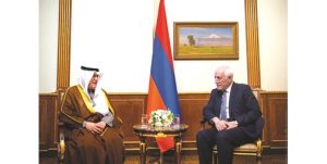 الرئيس الأرميني يهنئ الكويت بالأعياد الوطنية