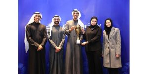 فوز فريق كلية العلوم الإدارية في جامعة الكويت بمسابقة معهد المحللين الماليين المعتمدين لتحدي البحوث (CFA)