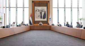 خالد بن محمد يطّلع على التقدم في تنفيذ مبادرات «أدنوك» الاستراتيجية