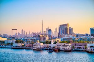الإمارات الأولى عالمياً في تعيين الرؤساء التنفيذيين الأصغر سناً