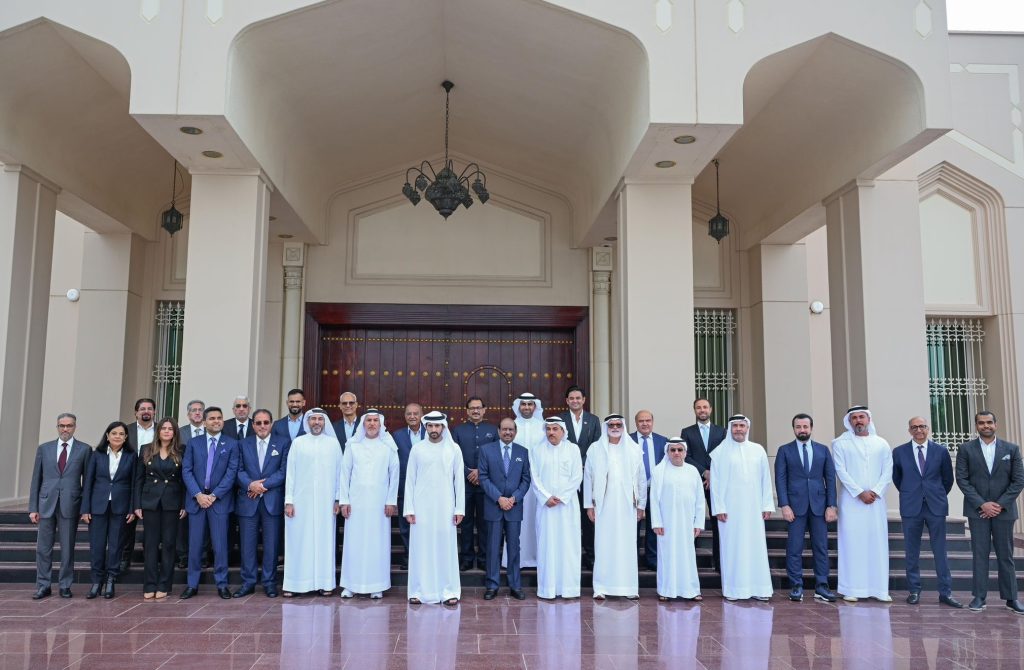محمد بن راشد قدوتنا في العمل الإنساني