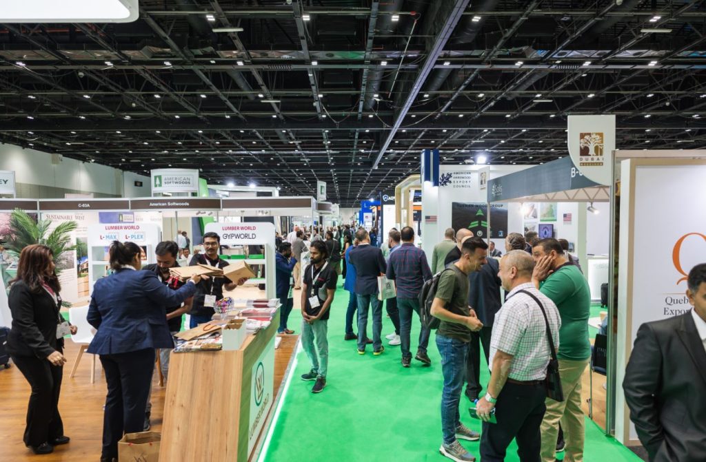 «دبي للأخشاب والمكائن» يستقطب 14.5 ألف زائر من 52 دولة
