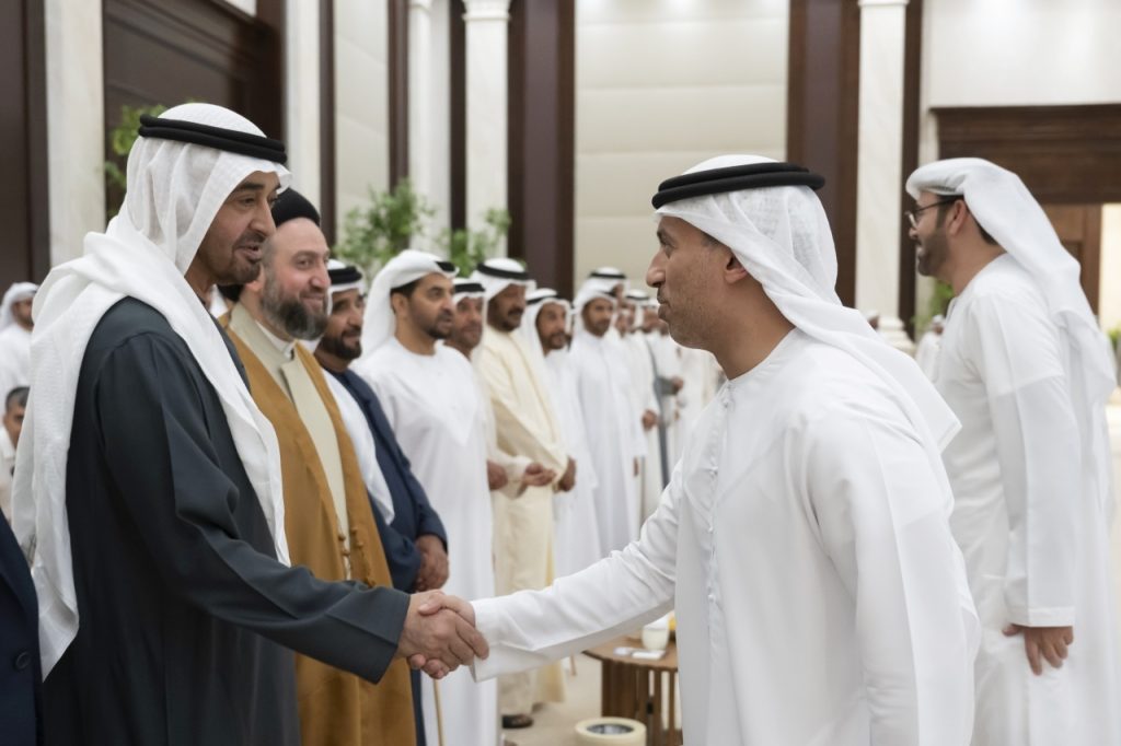 رئيس الدولة يستقبل وفد المجلس الوطني الاتحادي ومسؤولين وضيوفاً للتهنئة برمضان