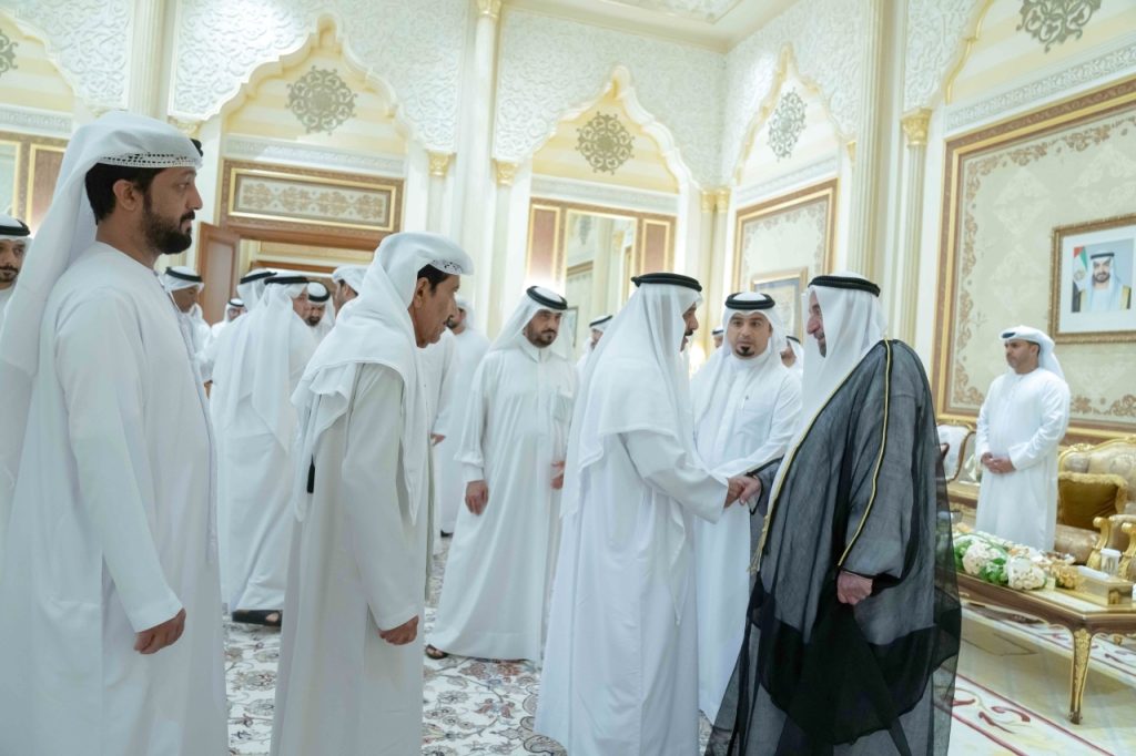 الحكام يواصلون استقبال المهنئين بشهر رمضان المبارك