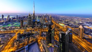 طقس الإمارات غداً صحو ورطب ليلاً