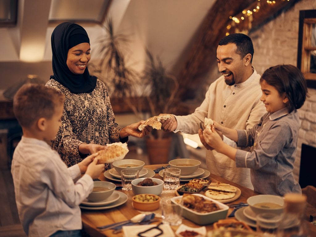 كيف تأكل في رمضان وما الترتيب المثالي للوجبات؟