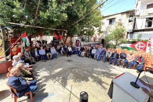 احتفاء خجول بيوم الأرض في المخيمات الفلسطينية بلبنان