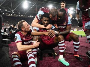 تأهل ميلان ووست هام إلى دور الثمانية من الدوري الأوروبي