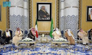 رئيس مجلس الوزراء الكويتي يصل إلى جدة