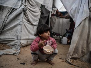 يوم الأرض.. الاحتلال يمعن في القتل والاعتقال ومصادرة أراضي الفلسطينيين