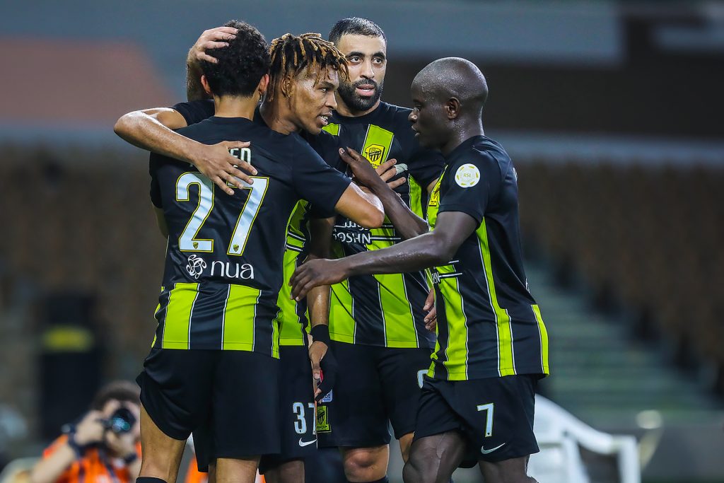 شاهد.. الاتحاد يقلب تأخره إلى فوز على الفيحاء في الدوري السعودي
