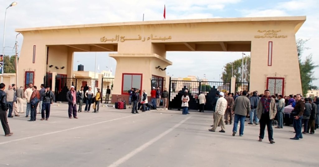 إجابات محتملة بين رفح وبحر غزة