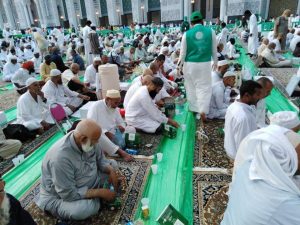 تقديم أكثر من مليوني وجبة إفطار صائم وسحور في رمضان بالحرمين الشريفين