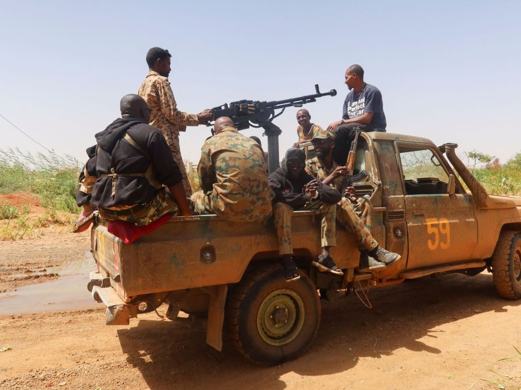 الجيش السوداني يقصف مواقع للدعم السريع شمال دارفور