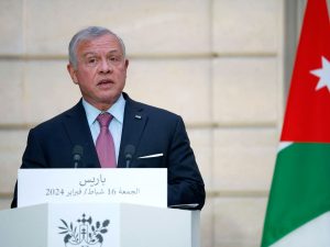 ملك الأردن يدعو لوقف الاعتداءات بالقدس وإنهاء الحرب بغزة