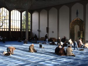 يعود أولها إلى سنة 1860م.. مساجد المملكة المتحدة منارات إسلامية في شهر رمضان