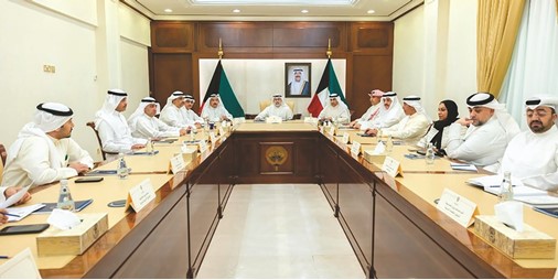 نائب وزير الخارجية بحث مع وزير شؤون الشرق الأوسط البريطاني تطورات المنطقة